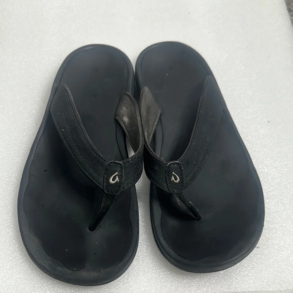 Qlukai Black Flip Flop Sandals size 9.5